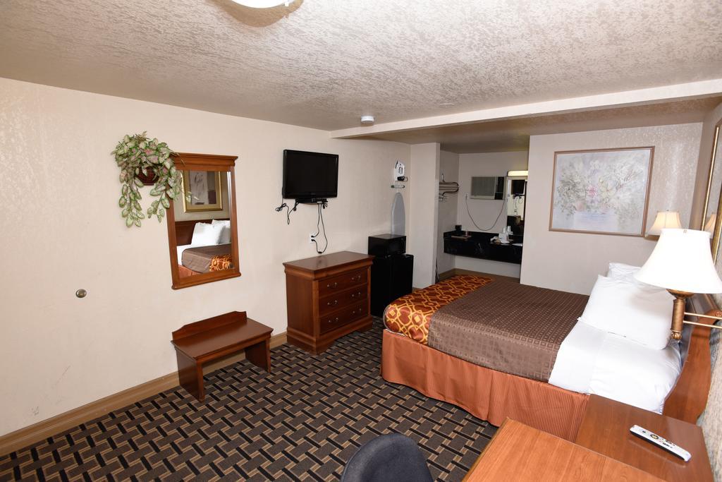 Best Budget Inn Anaheim Exterior foto
